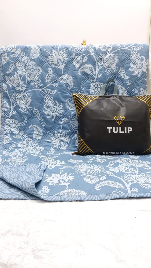 Ultrasonic Reversible Comforter