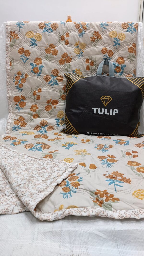 Ultrasonic Reversible Comforter